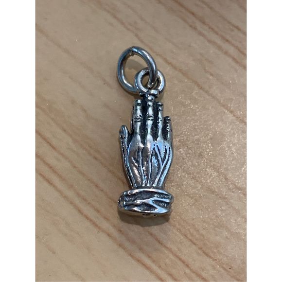 Praying Hands Sterling Silver Jewelry Charm - Picture 2 of 4